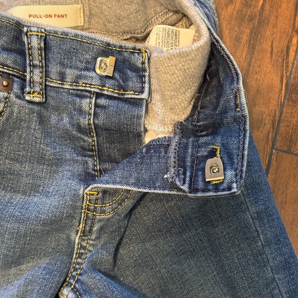 Levi’s Jeans 4T Pull On Pants Distressed Toddler Cotton Blend Medium Wash - Picture 8 of 8